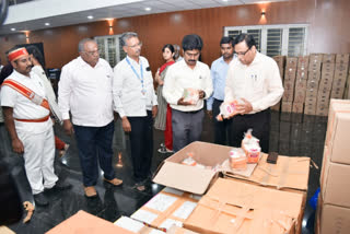 salem district sends relief goods to chennai