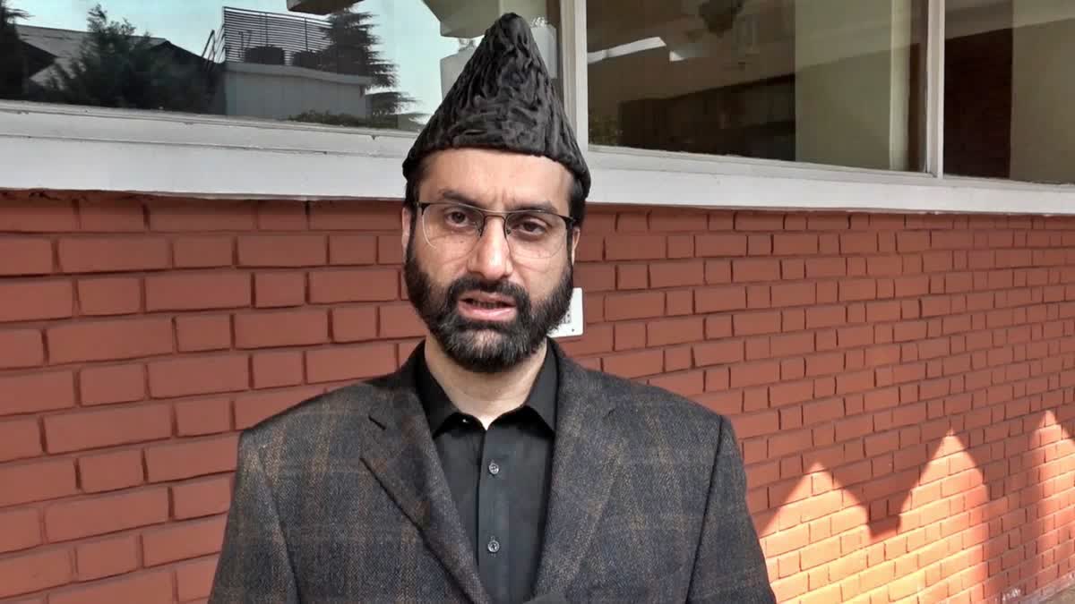 Hurriyat Chairman and Kashmir's chief cleric Mirwaiz Umar Farooq is placed under 'house detention', preventing him from addressing the Friday congregation at Srinagar's historic Jamia Masjid.