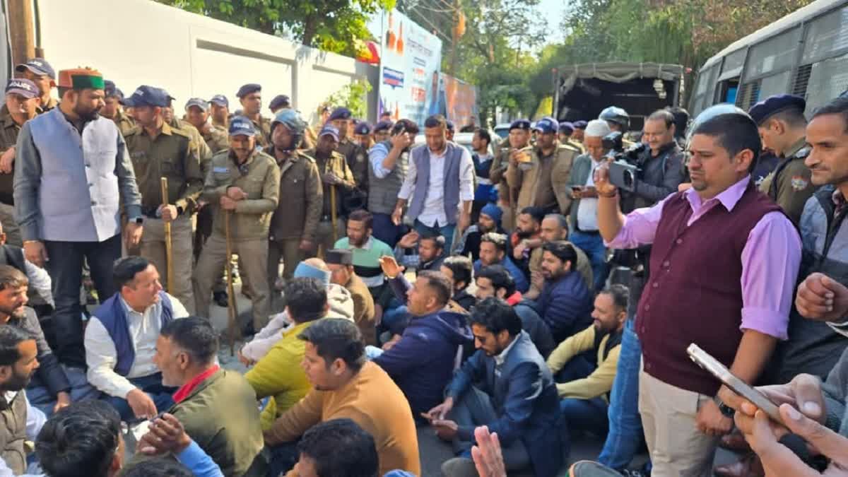 CONGRESS DEMONSTRATION IN DEHRADUN