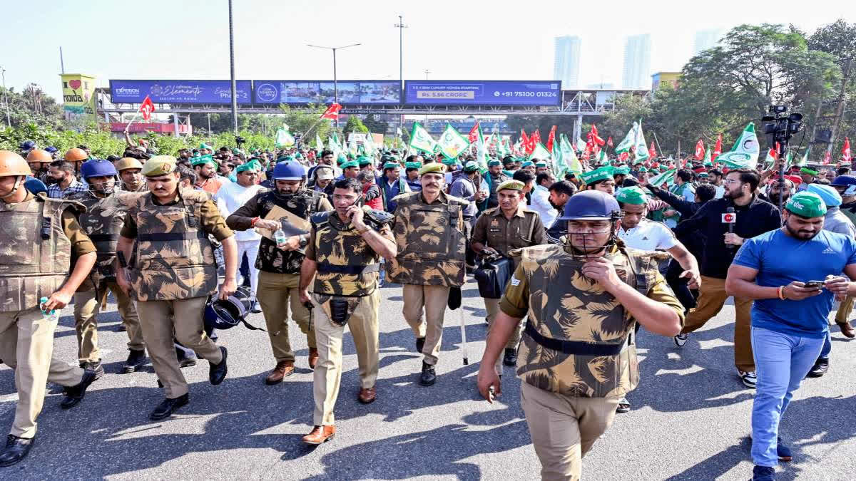 police-stopped-the-protesting-farmers-at-shambhu-border