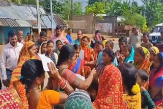 Protest By Subhadra Yojana Beneficiaries