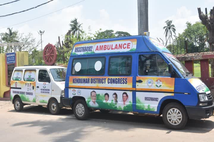 PCC president donate ambulances