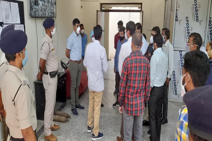 DM inspected DMCH regarding the treatment of Corona patients in darbhanga