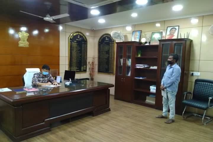 Janata Durbar held in Dhanbad DC Office for first time after lockdown