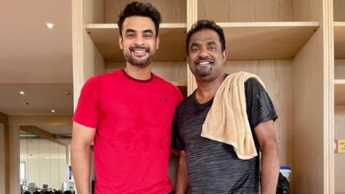 Tovino Thomas  Muttiah Muralitharan  ടൊവിനോ തോമസ്  മുത്തയ്യ മുരളീധരൻ