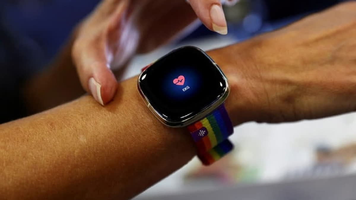 Global smartwatch sales likely to see 17% growth in 2024