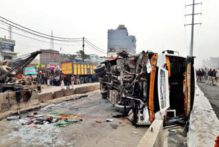 Patna Bus overturned