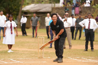 Former Indian cricketer Sachin Tendulkar has appealed to people to explore Indian beaches amidst the ongoing Maldives row.