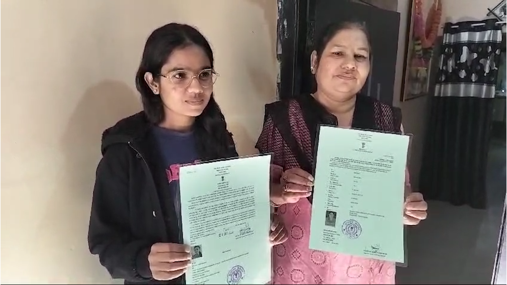 Three Pakistani Hindus Get Indian citizenship