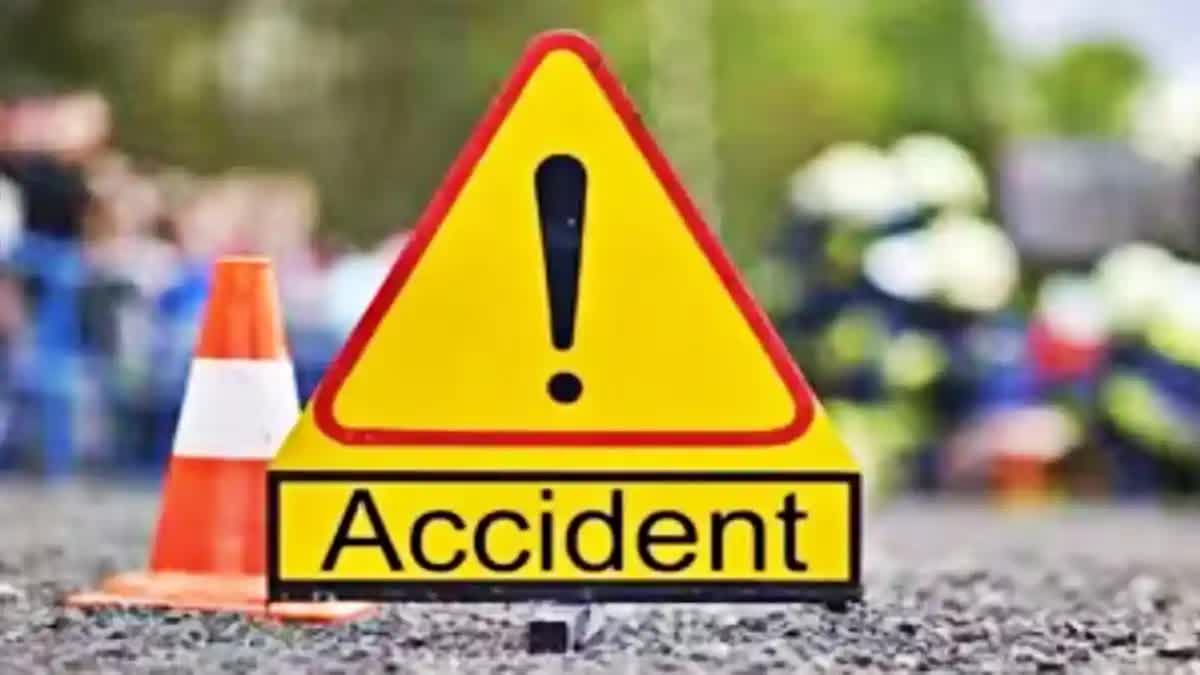 Road Accident In Saran