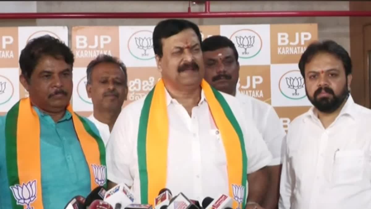 Sudhakar Reddy meeting with BJP leaders