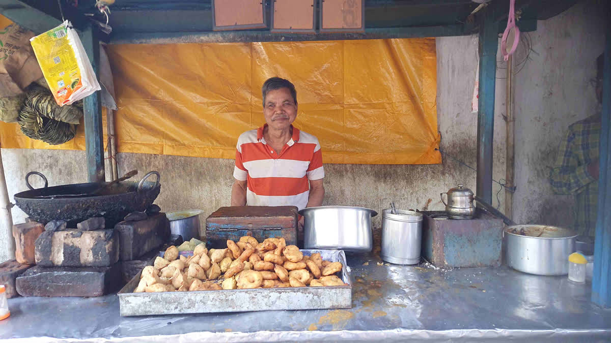 ଜଳଖିଆ ଦୋକାନୀ ହରିଶ୍ଚନ୍ଦ୍ର ସାହୁ