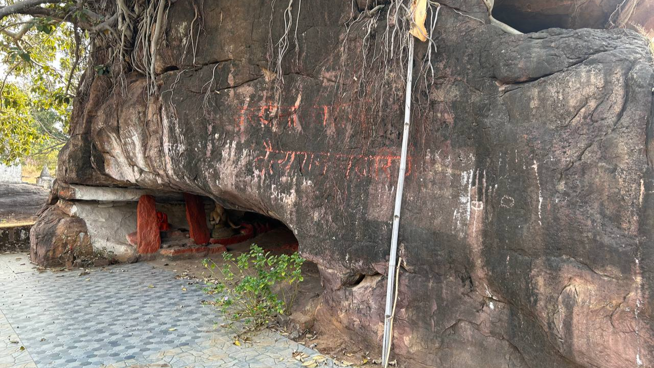 REWA CHITRAKOOT DHAM CAVES