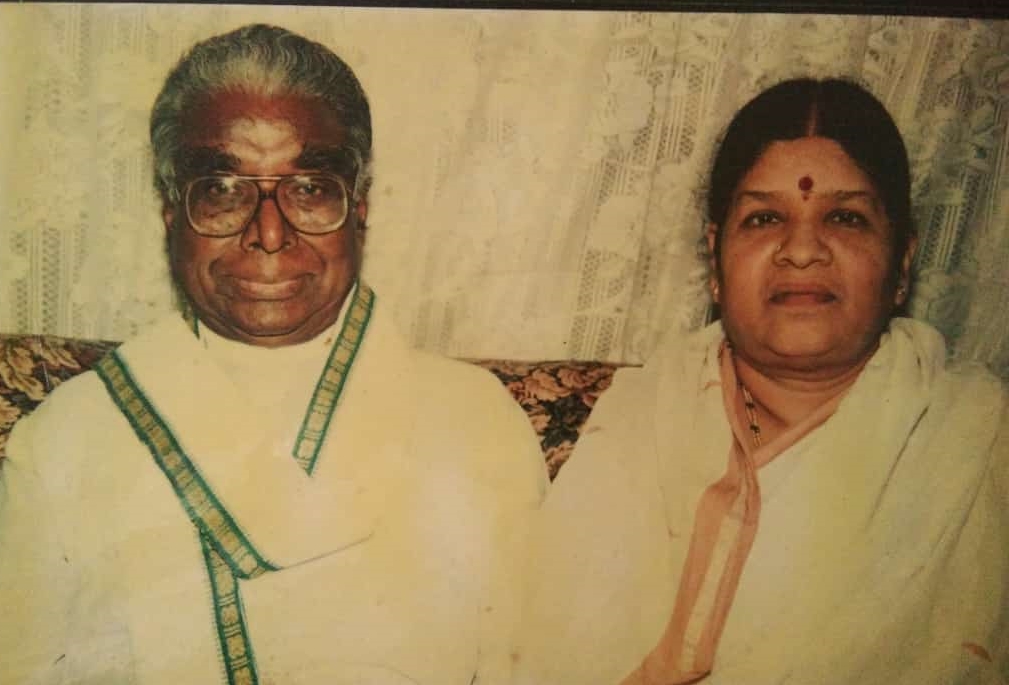 FORMER KERALA GOVERNOR LATE RACHAIAH'S WIFE PASSES AWAY