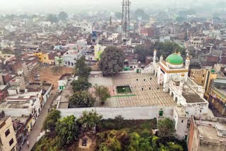 The Supreme Court on Friday disposed of a contempt petition, filed against Uttar Pradesh authorities alleging violation of its order, passed in November 2024, restraining demolition action without prior notice and opportunity of hearing, and granted liberty to the petitioner to move before the Allahabad High Court.