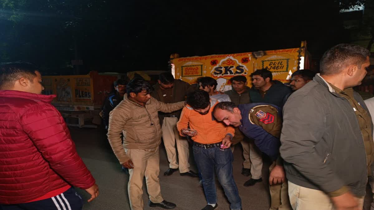 Delhi Police Night Patrolling