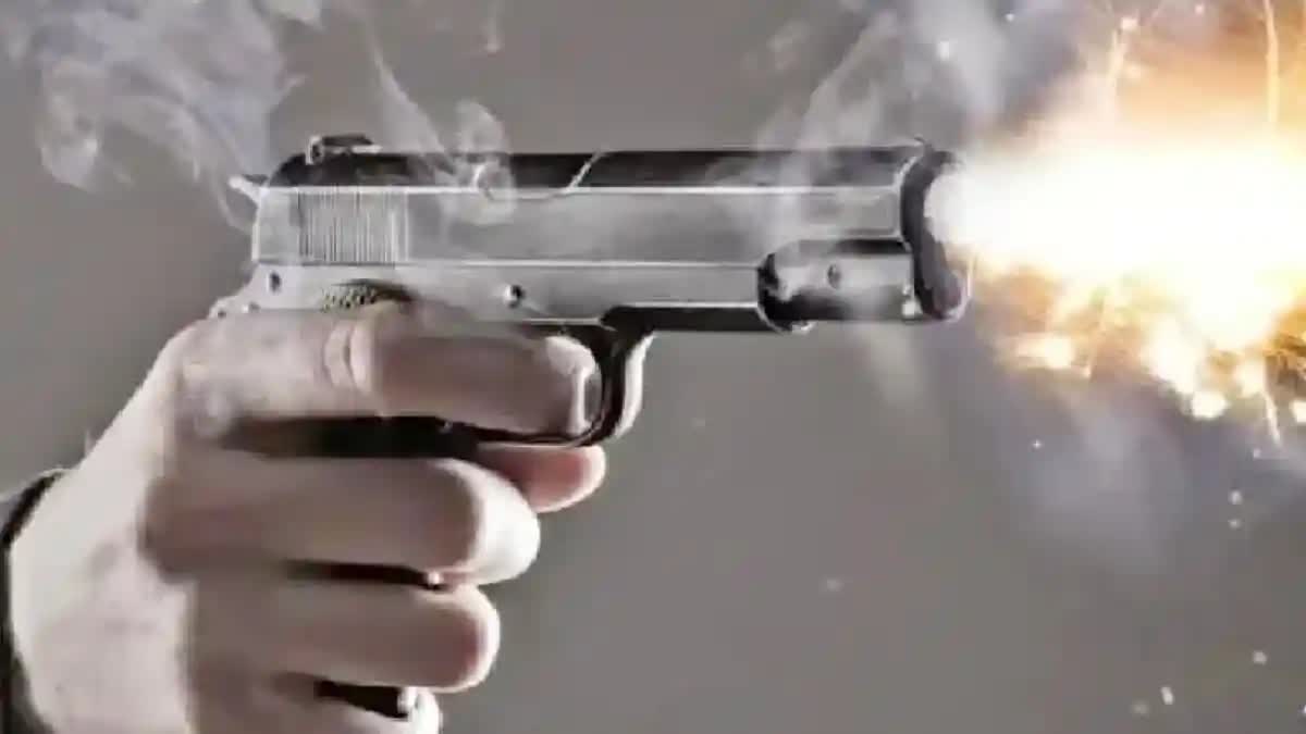 emergency surgery  Teen shooter accidentally fires  ഫിസിയോ തെറാപ്പിസ്റ്റിന് വെടിയേറ്റു  ഫയറിംഗ് ടൂർണമെന്‍റ്