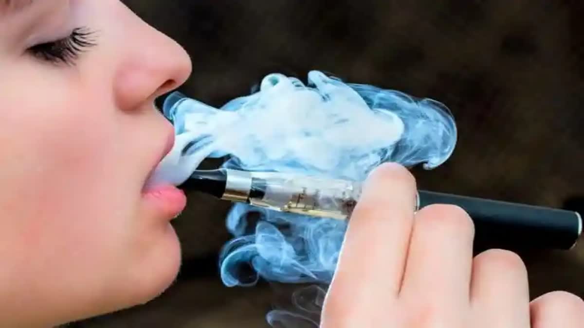 E Cigarettes  ഇ സിഗരറ്റ്  മദേഴ്‌സ് എഗെയ്ൻസ്‌റ്റ് വേപ്പിങ്  Mothers Against Vaping