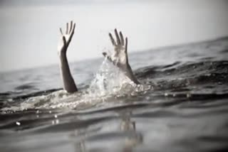 boy went missing in sea  boy fond dead in sea Kozhikode  കടലില്‍ കാണാതായി  കടലില്‍ നിന്ന് മൃതദേഹം കിട്ടി  Kozhikode sea deaths