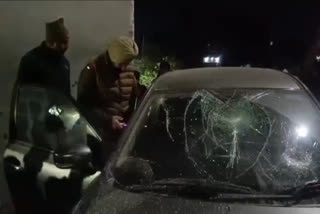 In Ludhiana, miscreants attacked the car by firing, a case of old grudge