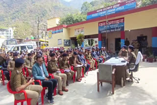 Pauri SSP Shweta Chaubey Did Police Briefing