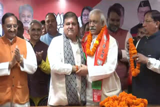 Congress Leader Dinesh Aggarwal Join BJP