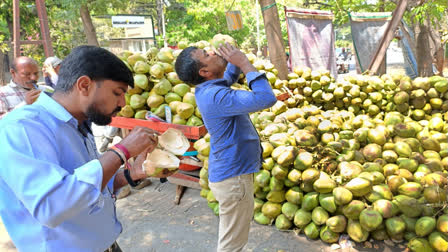 Already struggling due to massive water shortage, Bengaluru is facing a double whammy as the India's silicon city is now experiencing extremely hot weather which is further exacerbating the water crisis.