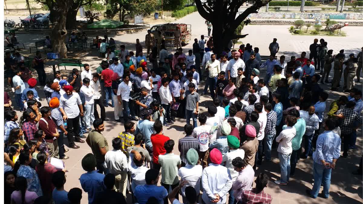 Protest In Punjab University
