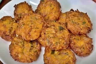 ULLI VADA AT HOME