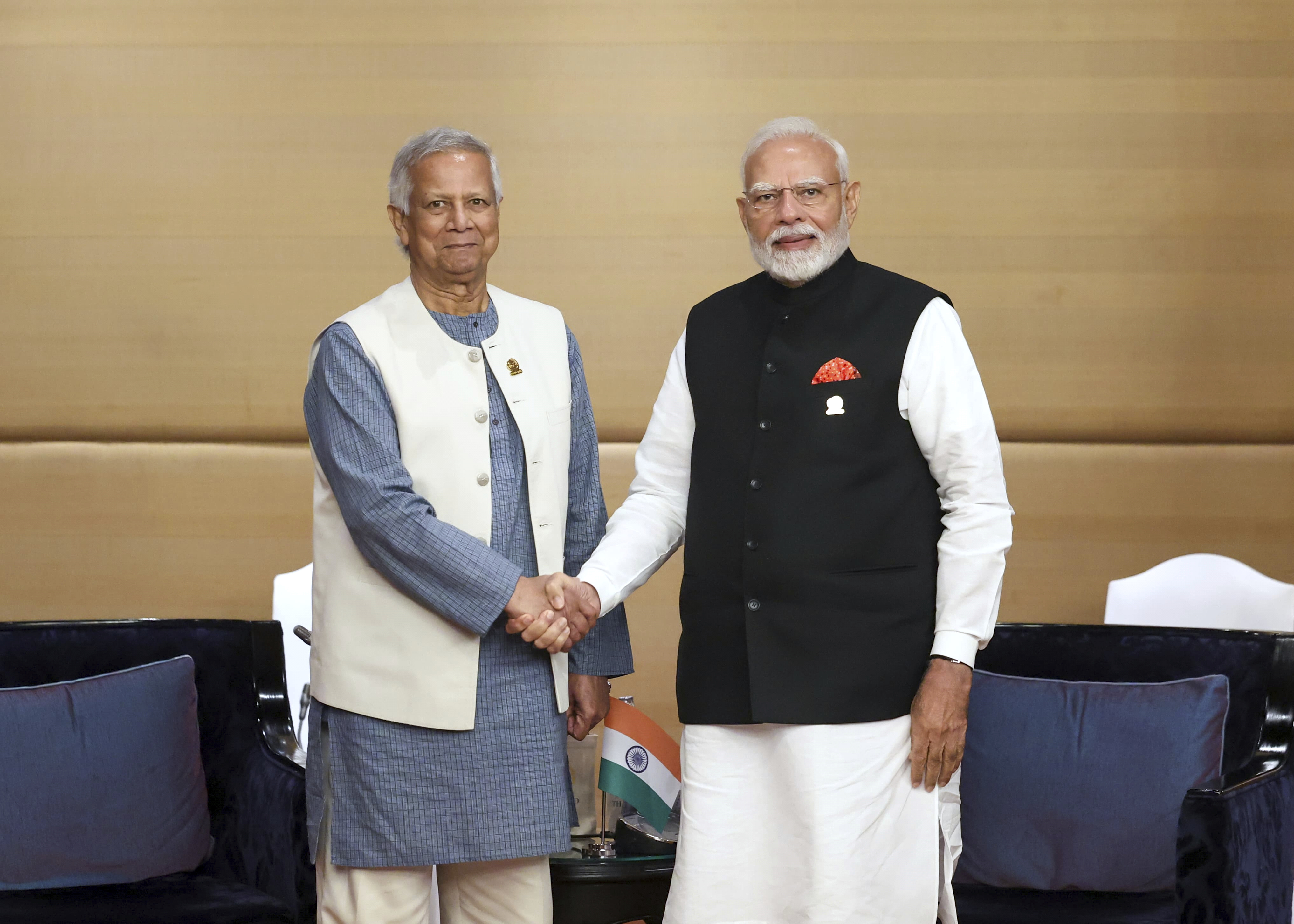 युनूस आणि मोदी