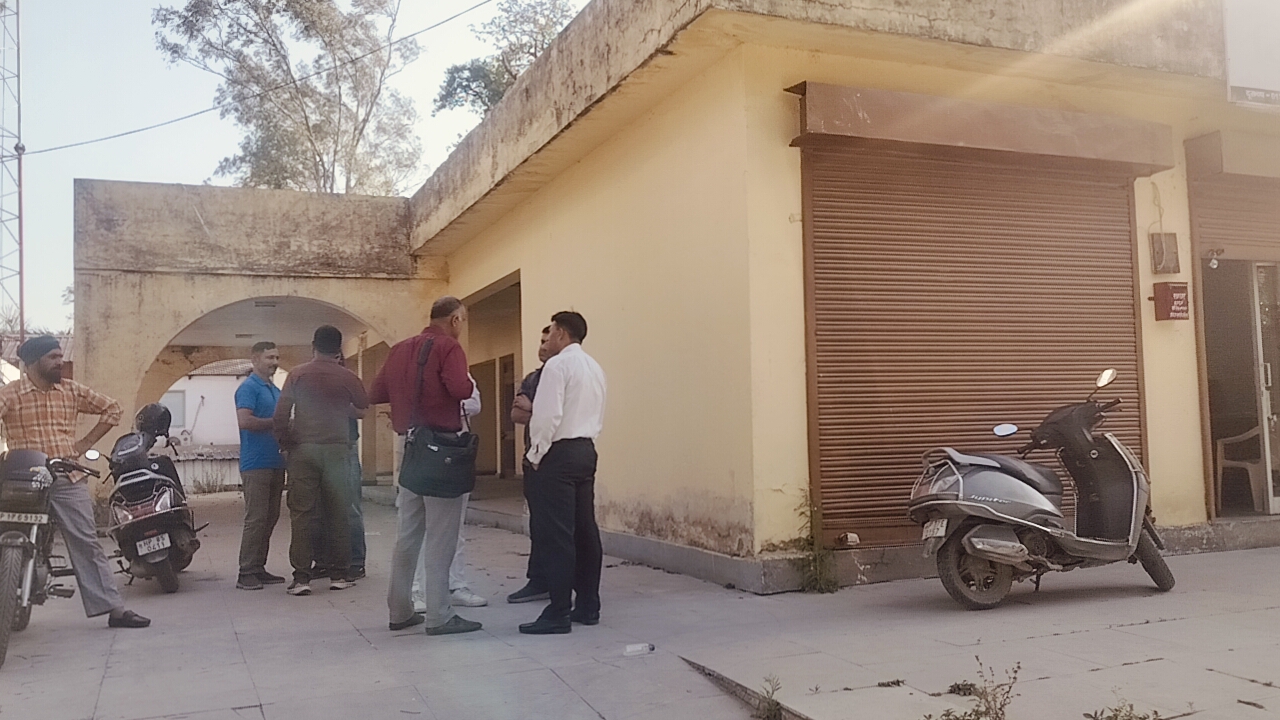 घाटे को वजह बता कर बंद किया पांवटा का सैनिक रेस्ट हाउस
