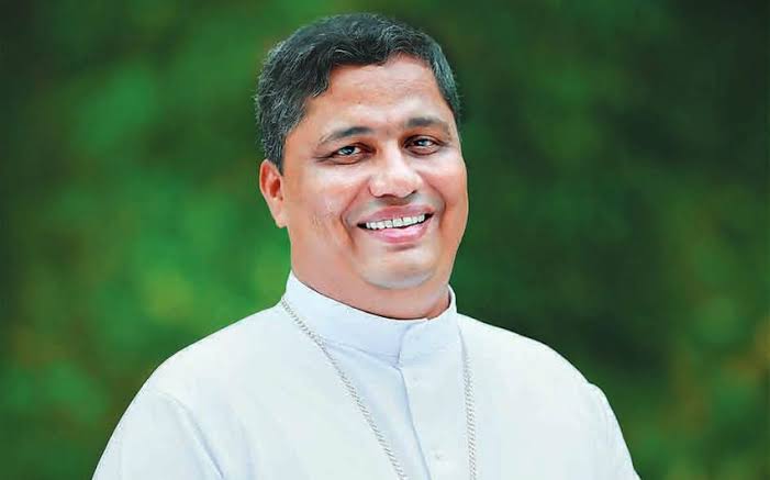 Mar Joseph Kallarangatt Mar Remigios at Inchananiyil Joseph Pamplani ക്രൈസ്തവരുടെ രാഷ്ട്രീയ പാർട്ടി