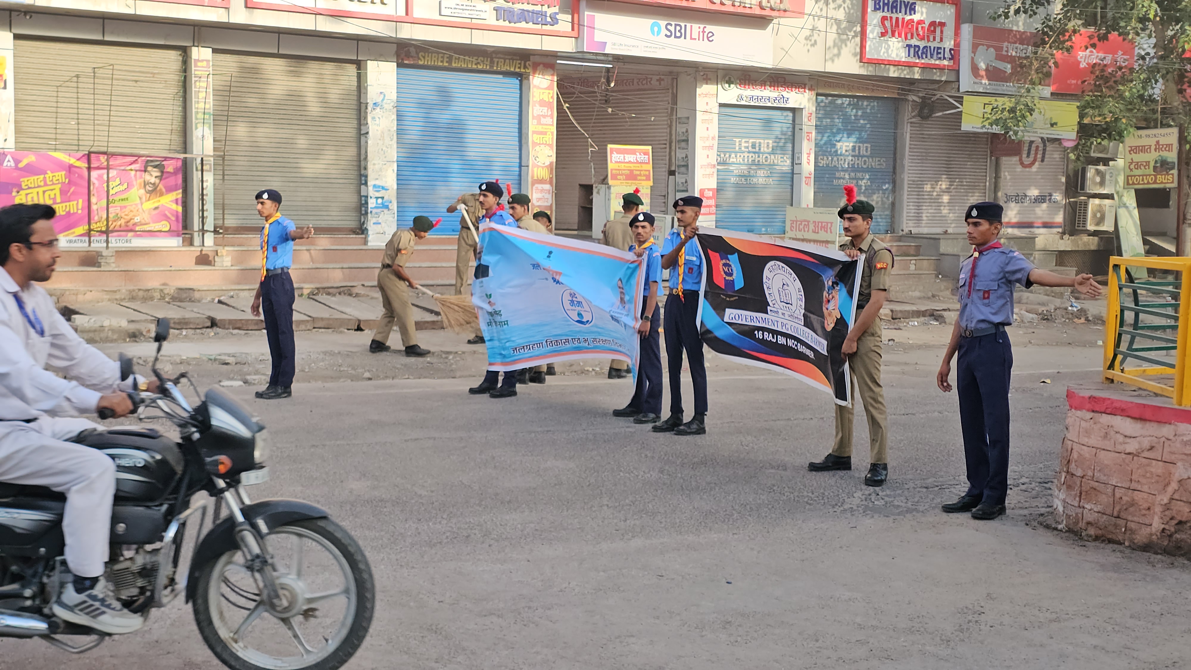 बाड़मेर में विशेष स्वच्छता अभियान