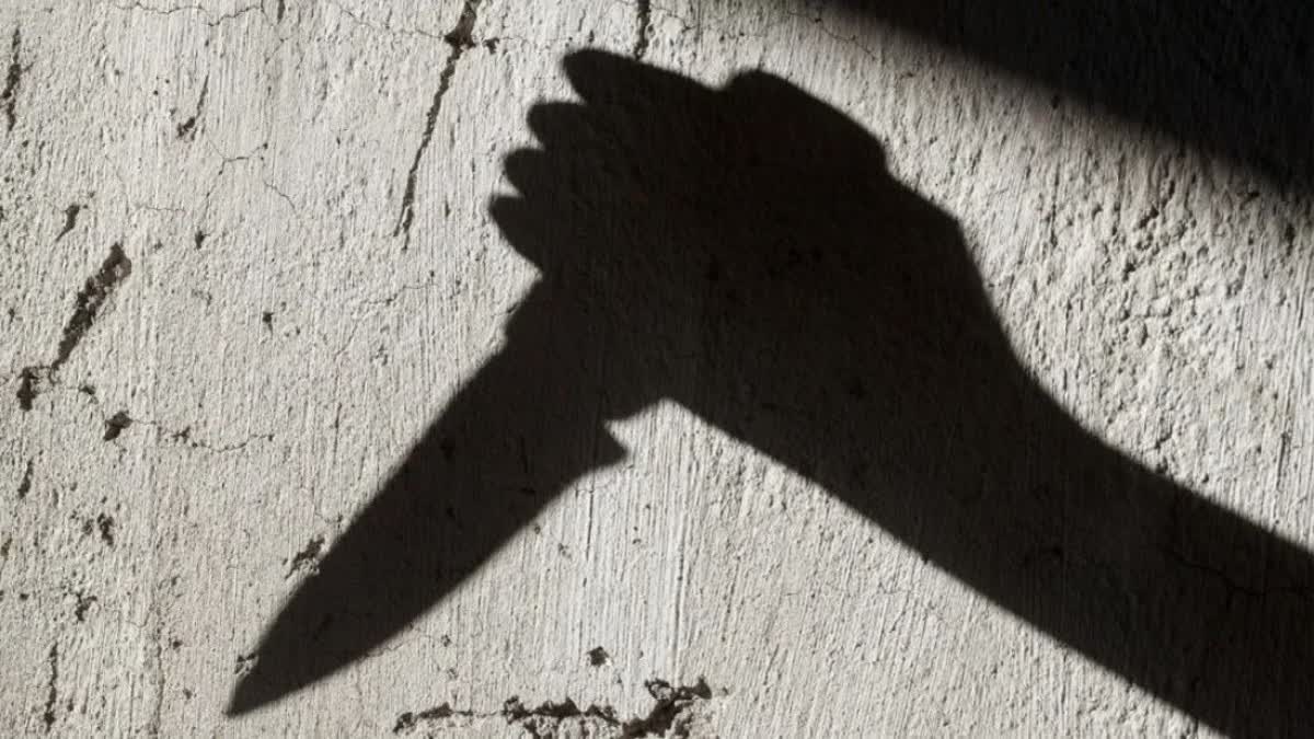 17 साल के नाबालिग की सरेआम चाकू से गोदकर हत्या