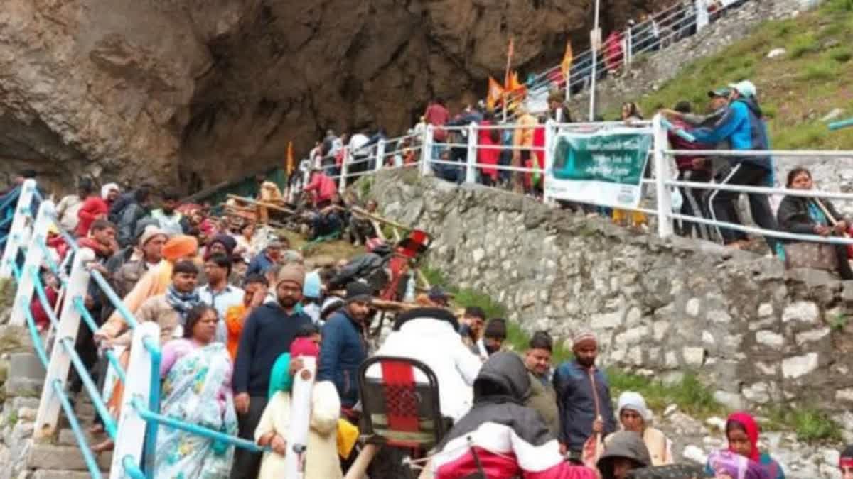 Amarnath yatra file pic