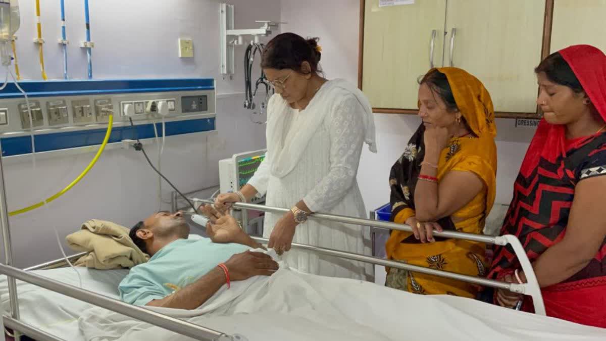 Union minister meet injured