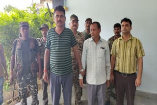 Special Land Acquisition Office head clerk arrested for taking bribe by ACB team in Palamu