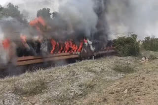 FIRE ACCIDENT IN FALAKNUMA EXPRESS IN YADADRI DISTRICT TELANGANA TRAIN FIRE ACCIDENT