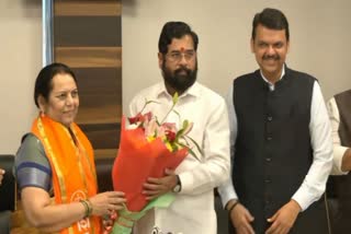 Neelam Gorhe joins Eknath Shinde ShivSena  Shinde ShivSena  Neelam Gorhe  Neelam Gorhe  ഉദ്ധവ് താക്കറെ വിഭാഗത്തിന് വീണ്ടും തിരിച്ചടി  ശിവസേനയിലേക്ക് ചേക്കേറി നീലം ഗോര്‍ഹെ  നീലം ഗോര്‍ഹെ  ശിവസേന പിളര്‍പ്പ്  ഷിന്‍ഡെ ഫഡ്‌നാവിസ് സര്‍ക്കാര്‍  Eknath Shinde news updates  latest news of Eknath Shinde