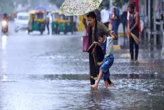 Gujarat Rain News : આગાહી પ્રમાણે 5 દિવસ ગુજરાતમાં મેઘરાજા માહોલ જમાવશે, સૌરાષ્ટ્ર-કચ્છમાં રેડ એલર્ટ