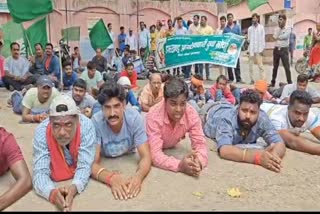 youths bowed down at Bokaro DC office