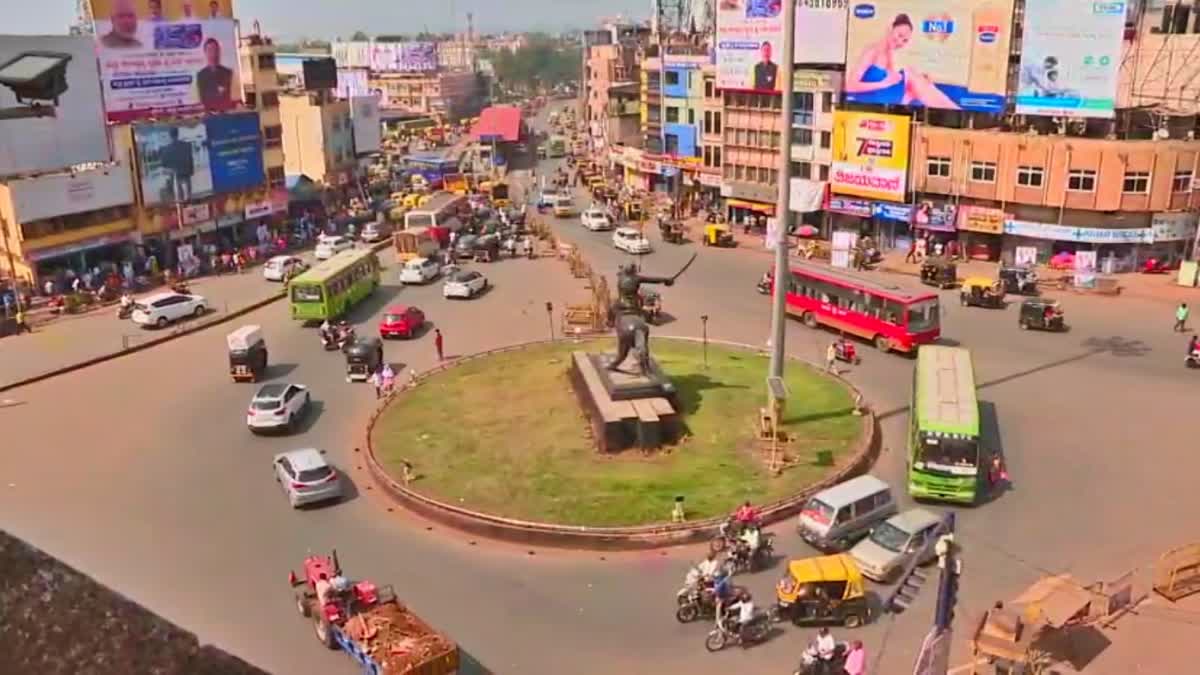 ಹುಬ್ಬಳ್ಳಿ ಚೆನ್ನಮ್ಮ ಸರ್ಕಲ್