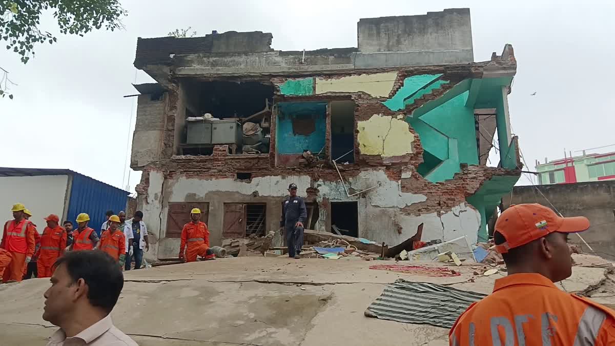 HOUSE COLLAPSED IN DEOGHAR