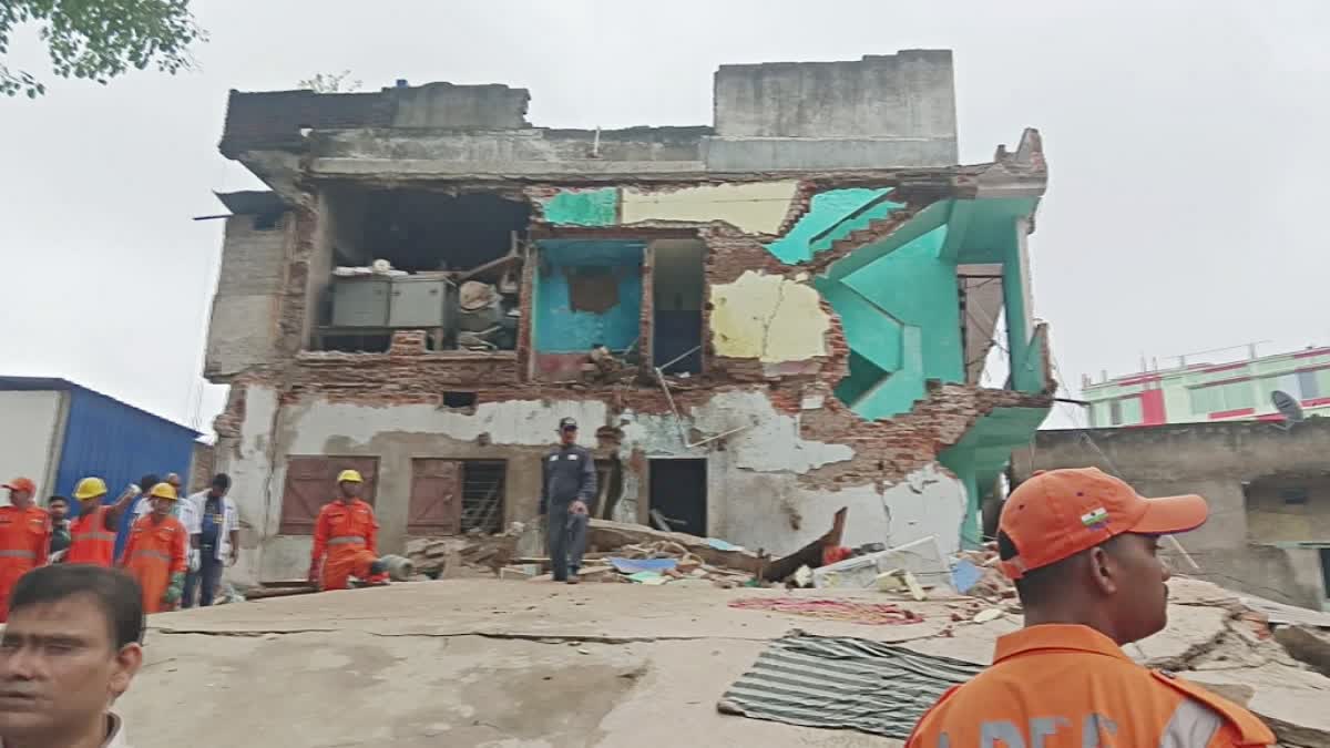 Building collapsed in Deoghar