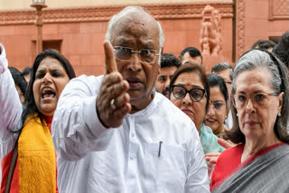 Leader of Opposition in Rajya Sabha Mallikarjun Kharge along with Congress Parliamentary Party Chairperson Sonia Gandhi, on the right.