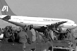 pilot  Hijacked Flight  Lahore  Flight IC 814  Captain Reveals  ഹൈജാക്ക്  Hijacked  IC 814 വിമാനം  എയർ ട്രാഫിക് കൺട്രോള്‍  Air Traffic Control  പൈലറ്റ് ക്യാപ്റ്റൻ  ഇന്ത്യൻ എയർലൈൻസ്  Indian Airlines  റൺവേ  Runway  എയർപോർട്ട്  Airport  ലാഹോര്‍  പദ്ധതി