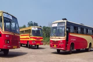 sexual assault attempt in ksrtc bus  two police men arrested  ലൈംഗികാതിക്രമ ശ്രമം
