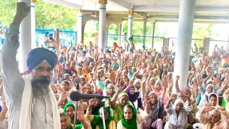 Farmers who fought for the flood affected people will hold a sit-in in Chandigarh against the Center for compensation