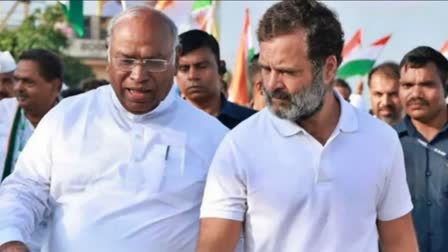 Mallikarjun Kharge and Rahul Gandhi