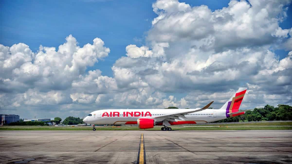 AIR INDIA FLIGHT  BANGLADESH INTERIM GOVT  FLIGHT FROM DHAKA  PASSENGERS LANDS IN DELHI